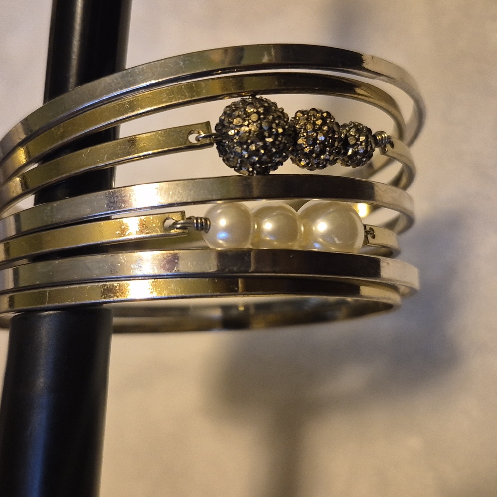 Gold Tone Pearl & Crystal Bead Bangle Set - Women Jewelry - Picture 1 of 1